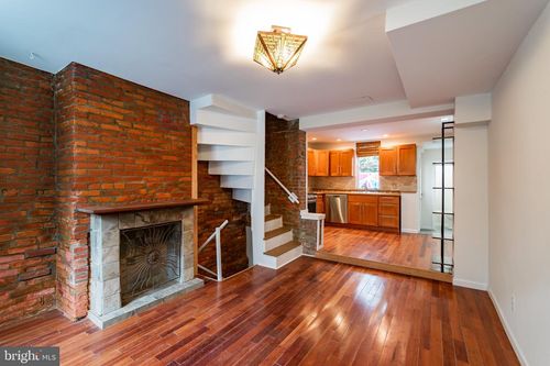 211 W Stiles St, PHILADELPHIA, PA, 19122-4411 | Card Image