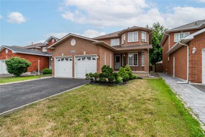 8840 Martin Grove Rd, House other with 4 bedrooms, 4 bathrooms and 4 parking in Woodbridge ON | Image 2