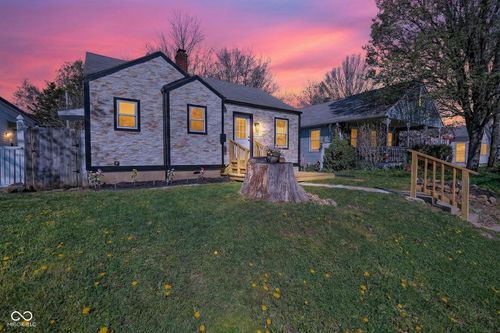 132 S 7th Ave, Beech Grove, IN, 46107-1933 | Card Image