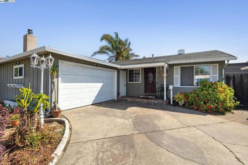 36139 San Pedro Dr, Fremont, CA, 94536-5526 | Card Image