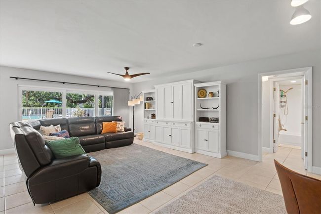 UNIT-103 - 1100 Imperial Dr, House other with 2 bedrooms, 2 bathrooms and null parking in Sarasota FL | Image 19