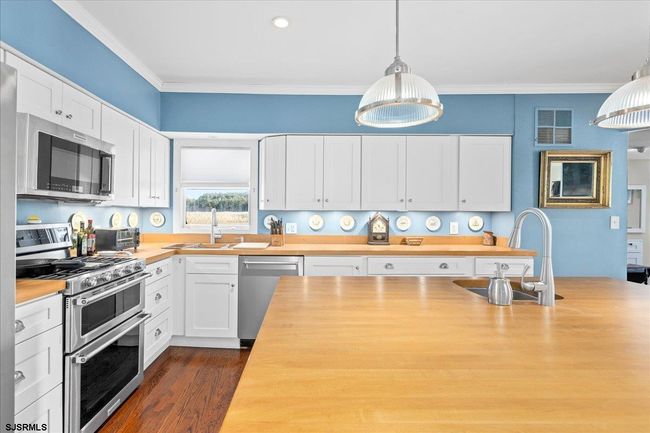 138 N Maple Ave, House other with 4 bedrooms, 3 bathrooms and null parking in Tuckerton NJ | Image 13