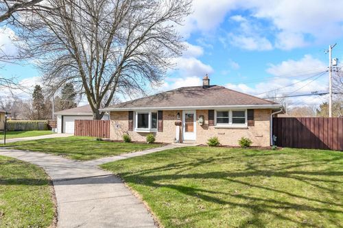 3321 S 70th Street, Milwaukee, WI, 53219 | Card Image