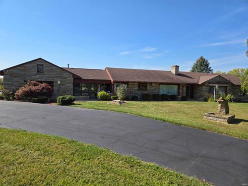 2774 Burlington Ave, Logansport, IN, 46947-8939 | Card Image