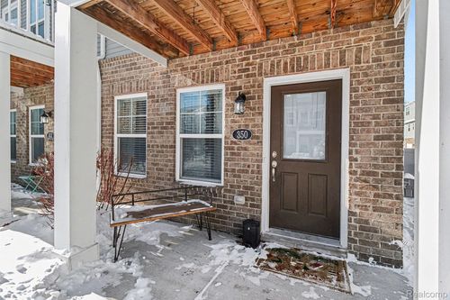 350 Jeff Keeton Dr, Hazel Park, MI, 48030-1438 | Card Image