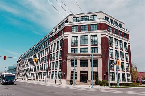 611-404 King St E, Kitchener, ON, N2G2L5 | Card Image