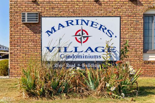 1900 River A7 Road, Marysville, MI, 48040 | Card Image