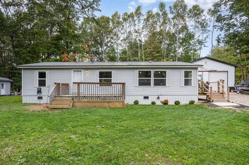 9309 Merle Dr, Crystal, MI, 48818-9640 | Card Image