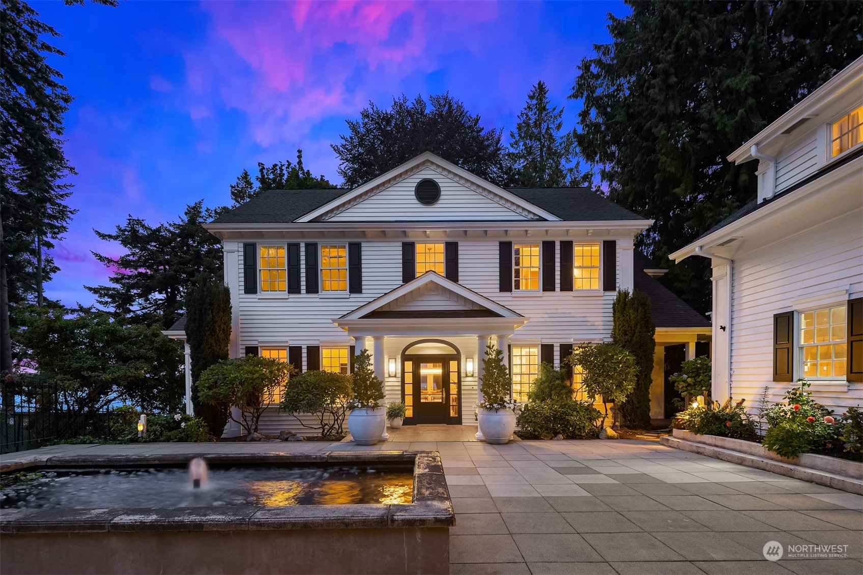 Maplewild Ave, Burien, WA 98166