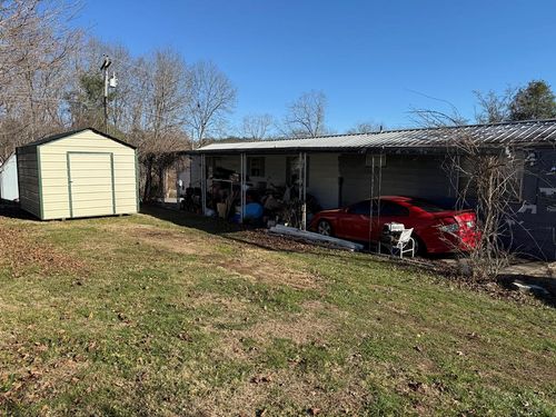 9253 Cherokee Trl, Crossville, TN, 38572-3594 | Card Image