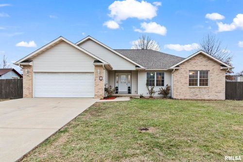 255 Possum Pass Ct, Sherman, IL, 62684-9467 | Card Image