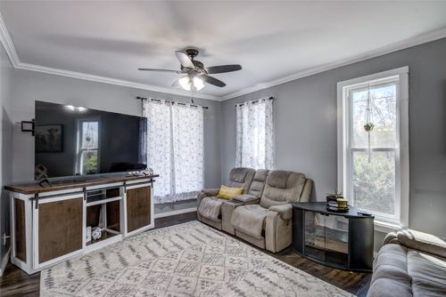 201 N Lincoln Street, Thorp, WI, 54771 | Card Image