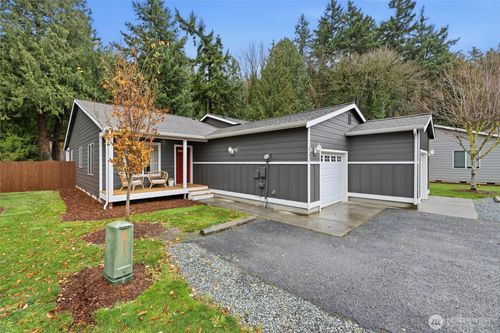447 Oak Hill Ln, Burlington, WA, 98233-1245 | Card Image