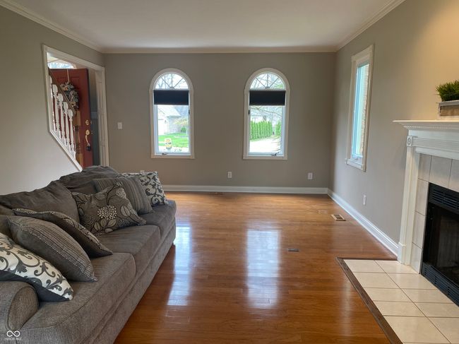 6878 Black Oak East Ct, House other with 3 bedrooms, 3 bathrooms and null parking in Avon IN | Image 8