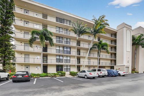 4 Royal Palm Way, Boca Raton, FL, 33432 | Card Image