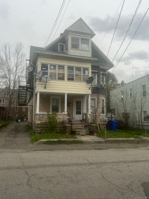 152 Turner Ave, Torrington, CT, 06790-6243 | Card Image