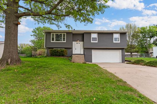 220 Melodie Ln, Colona, IL, 61241-9338 | Card Image