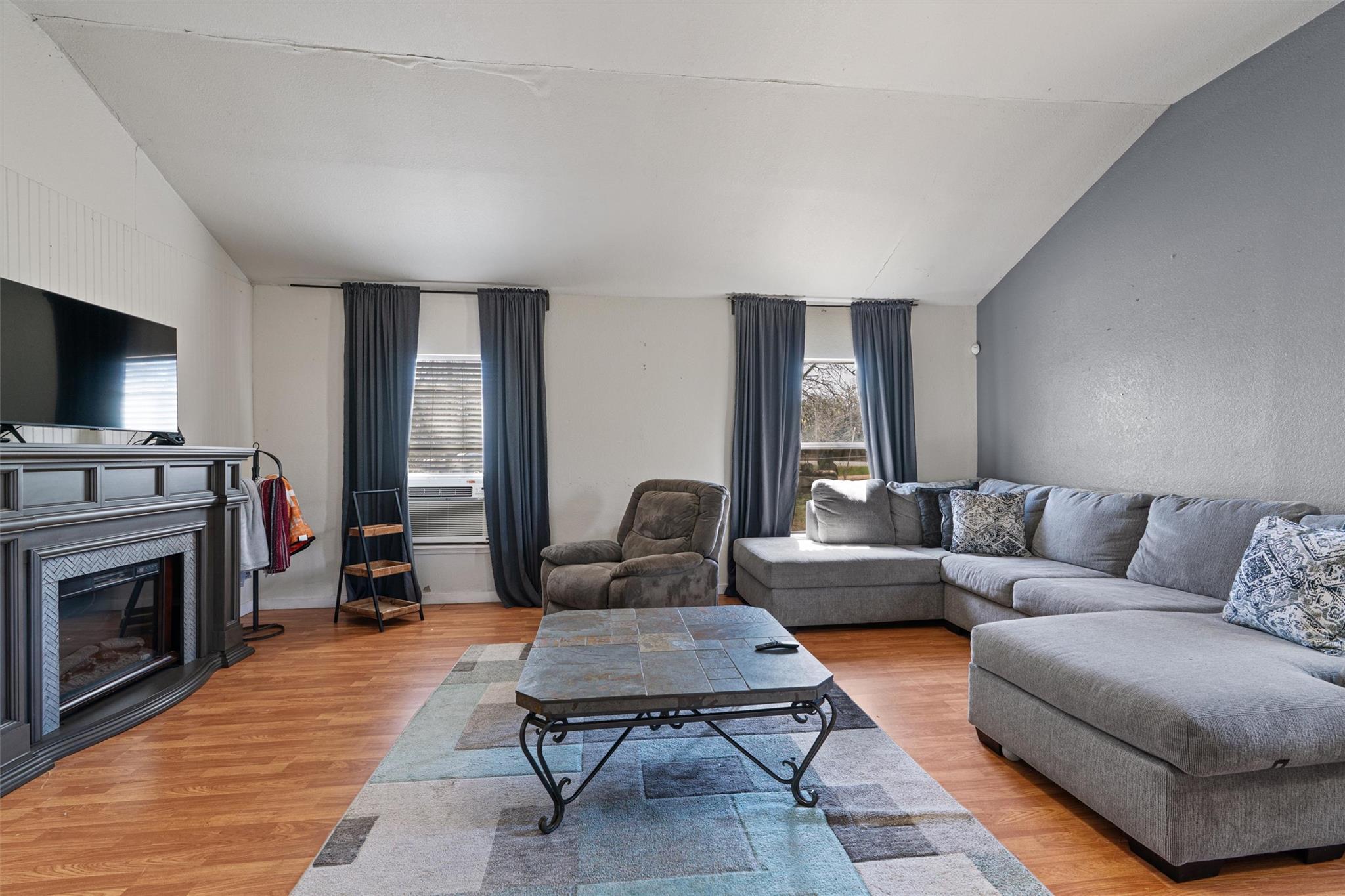 Residential in Dale 5