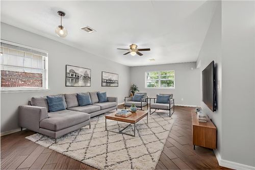 6748 Nw 52nd St, Bethany, OK, 73008-2102 | Card Image