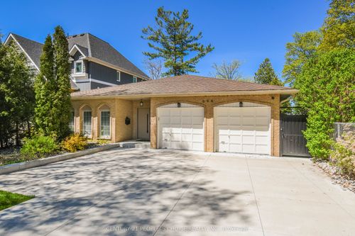 694 Broadview Ave, Orillia, ON, L3V6P3 | Card Image