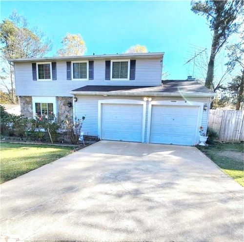 4935 Rockborough Trl, Norcross, GA, 30071-3322 | Card Image