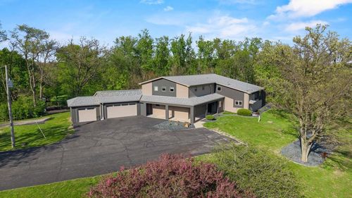 5416 N County Road H, Janesville, WI, 53548-8763 | Card Image