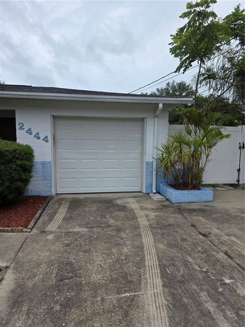 2444 37th St N, ST PETERSBURG, FL, 33713-3400 | Card Image