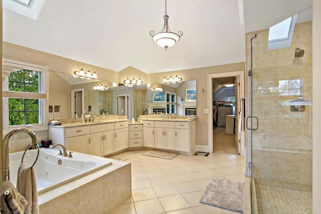 7N642 Wagontire Rd, Home with 4 bedrooms, 5 bathrooms and null parking in St. Charles IL | Image 19