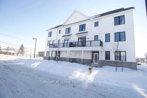 10 Caspian Row, Stittsville, ON, K2V0R7 | Card Image
