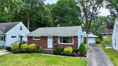 248 Jennings Avenue, Cuyahoga Falls, OH, 44221 | Card Image