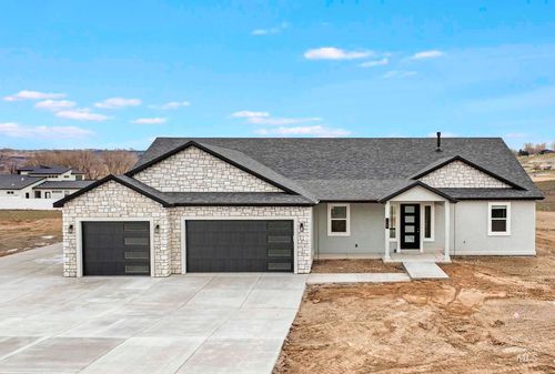 109 Stella Cir, Hagerman, ID, 83332-5106 | Card Image