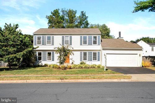 5213 Knoughton Way, CENTREVILLE, VA, 20120-3338 | Card Image