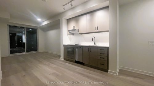 1018-9 Tecumseth St., Toronto, ON, M5V0S5 | Card Image