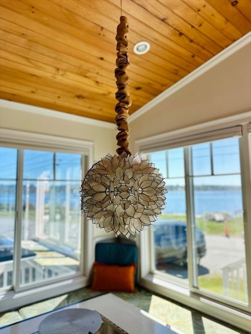 12 Ripley St, Somerset, MA, 02725-1619 | Card Image