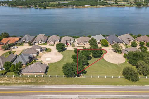 7002 Granite Blf, Granbury, TX, 76048-5016 | Card Image