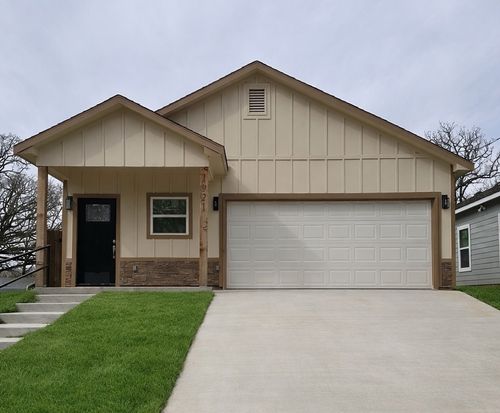 1921 Ave A, Denison, TX, 75021-6700 | Card Image