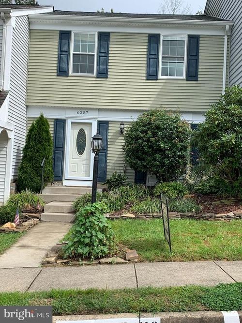 6257 Astrid Cv, CENTREVILLE, VA, 20120-1853 | Card Image