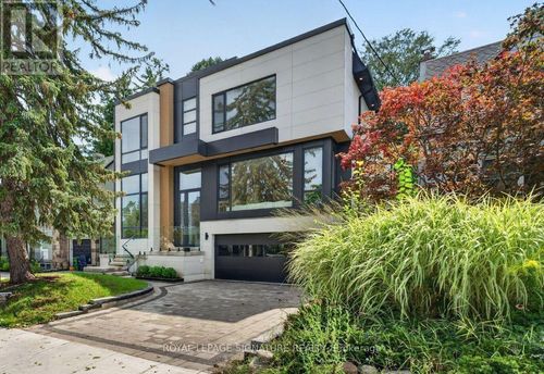 257 Lawrence Avenue E, Toronto (Bridle Path-Sunnybrook-York Mills), ON, M4N1T6 | Card Image