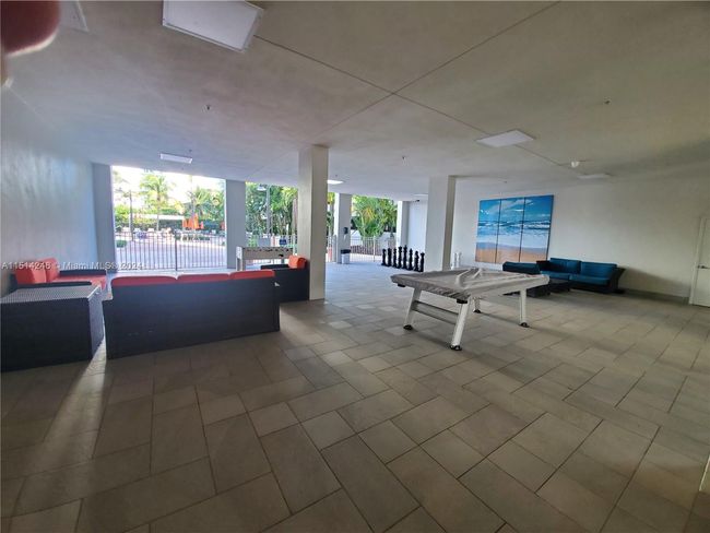 APT-923 - 19380 Collins Ave, Condo with 1 bedrooms, 1 bathrooms and null parking in Sunny Isles Beach FL | Image 16