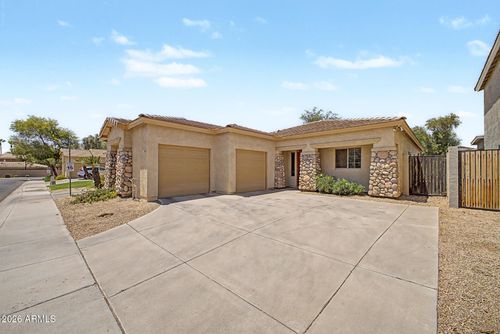 890 E Christine Pl, Chandler, AZ, 85225-1357 | Card Image