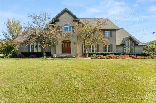 10s641 Garfield Ave, Burr Ridge, IL, 60527-6317 | Card Image