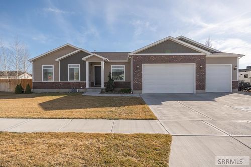 3918 E Hazelwood Way, Ammon, ID, 83406-1201 | Card Image