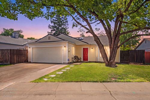 2911 Twin Creeks Ln, Rocklin, CA, 95677-3639 | Card Image