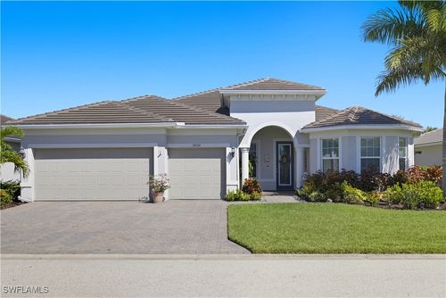 10524 Otter Key Ln, ESTERO, FL, 33928-4044 | Card Image