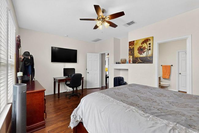140 Matthews, House other with 3 bedrooms, 2 bathrooms and 4 parking in Kyle TX | Image 17