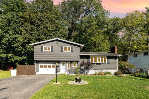 119 Sagamore Dr S, Liverpool, NY, 13090-2219 | Card Image