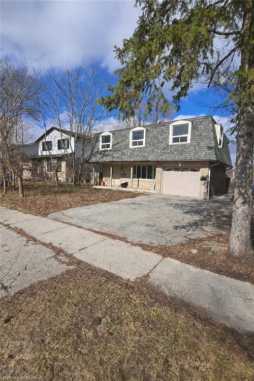 61 Vanier Dr, Guelph, ON, N1G2K9 | Card Image