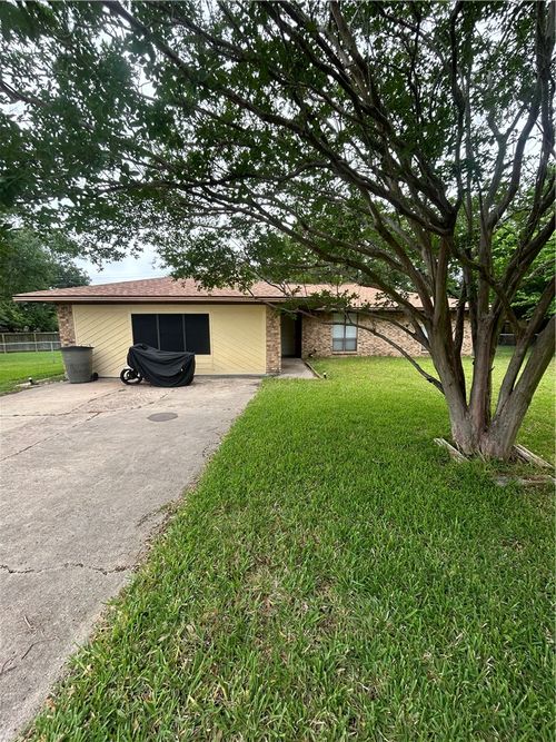 3520 Oakside Drive, Bryan, TX, 77802 | Card Image