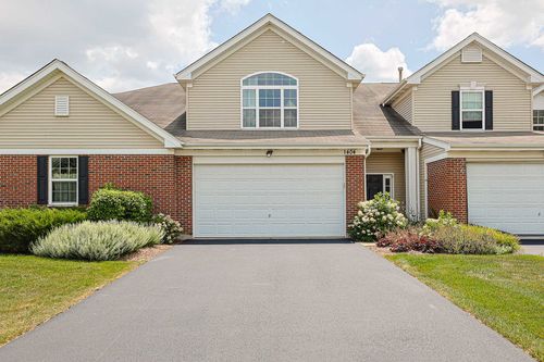 24-2-1404 Draper Rd, McHenry, IL, 60050-7205 | Card Image