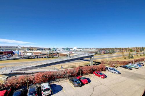 404-3727 42 St Nw, Calgary, AB, T3A2W3 | Card Image